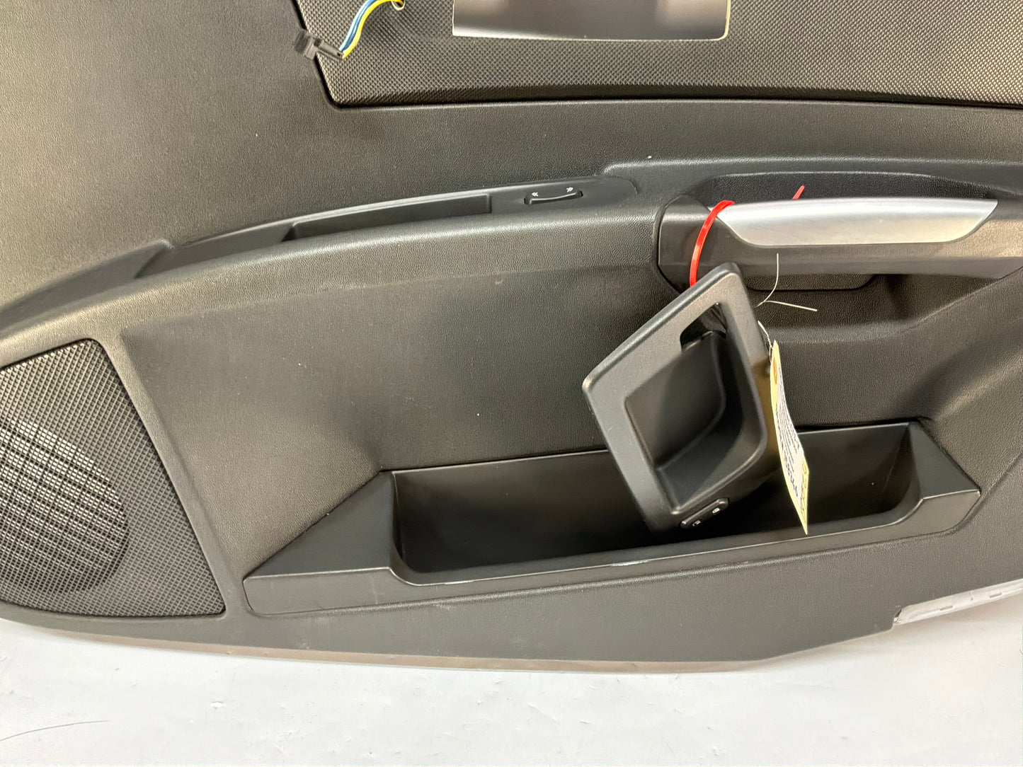 2006 Cadillac CTS-V RH Passenger Front Interior Door Panel OEM