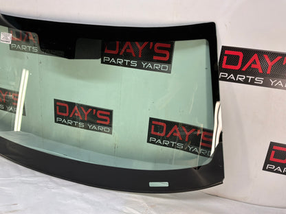2013 Chevy Camaro Front Windshield Window Glass OEM LOCAL PICK UP ONLY