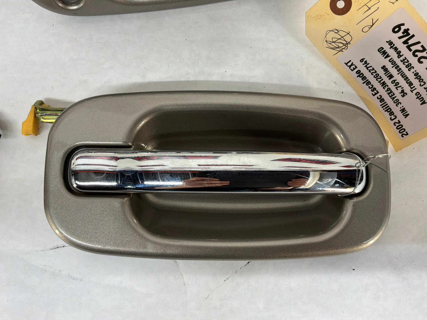 2002 Cadillac Escalade EXT Full Set Exterior Door Handle OEM