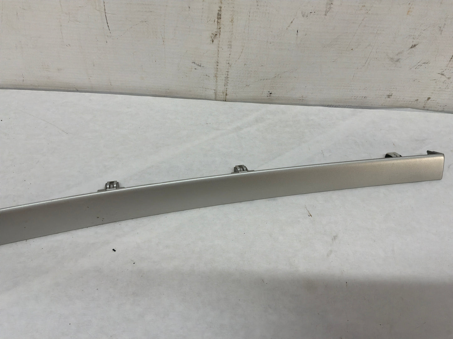 2008 Pontiac G8 GT LH & RH Silver Dash Trim Accent Applique Panel OEM
