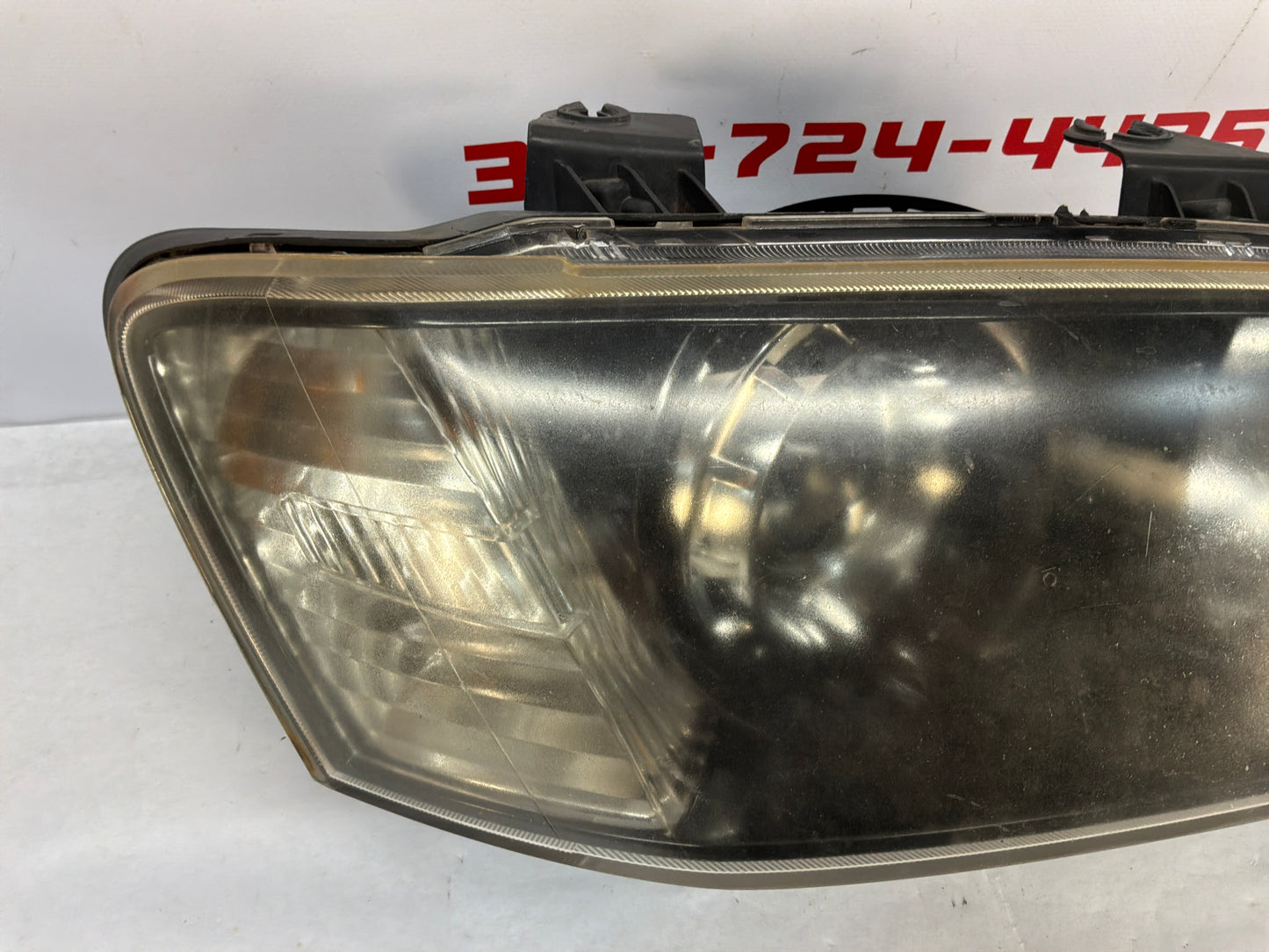 2008 Pontiac G8 Base RH Passenger Headlights Head Light Lamp OEM