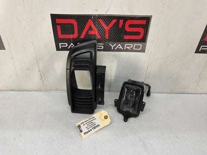 2009 Chevy C6 Corvette LH Driver Fog Light & Fog Light Bezel OEM - Day's Parts Yard
