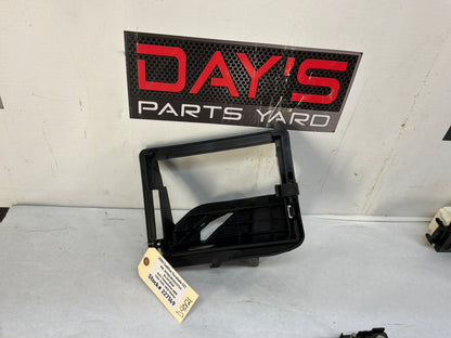 2002 Cadillac Escalade EXT ECM Bracket OEM