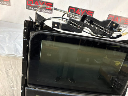 2014 Cadillac CTS-V Sedan Sunroof Sun Moon Moonroof Roof OEM - Day's Parts Yard