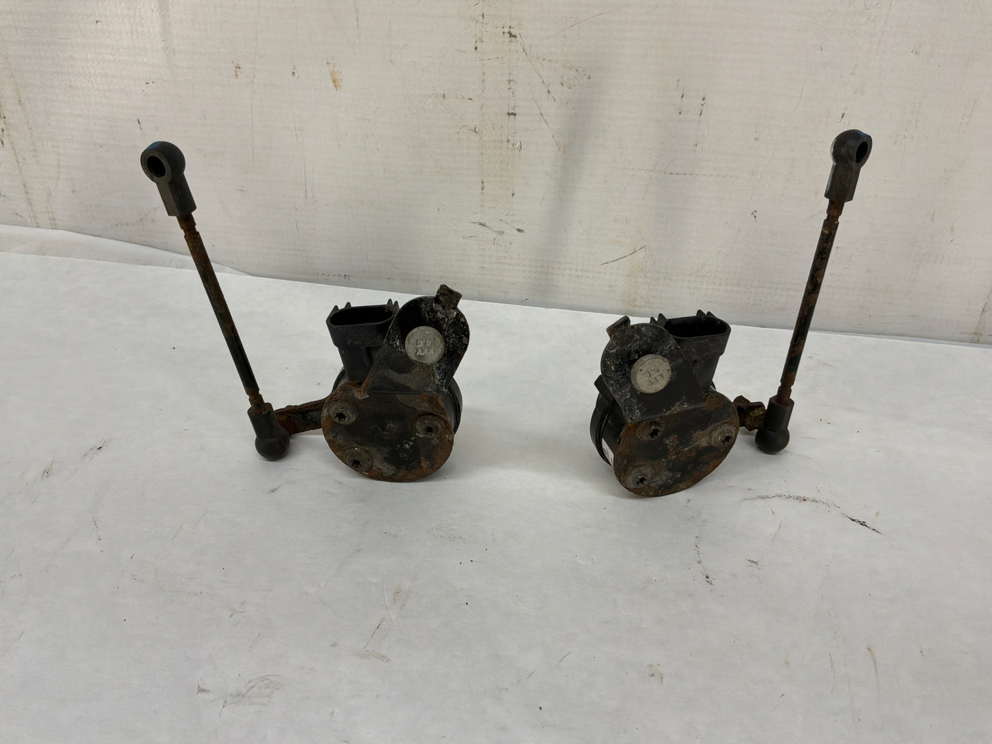 2016 Cadillac ATS-V Coupe RH & LH Ride Height Active Suspension Sensor OEM