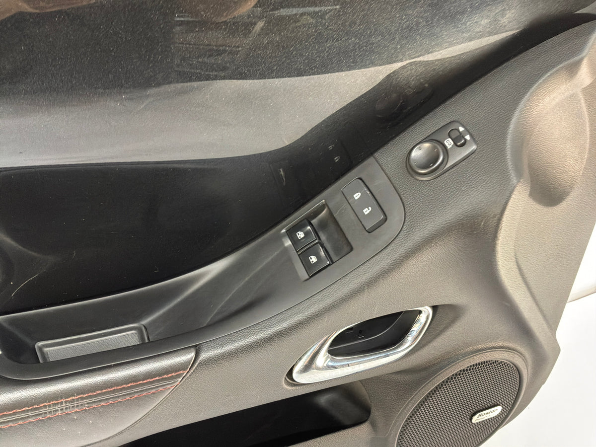 2013 Chevy Camaro ZL1 LH Driver Carbon Flash Front Interior Door Panel Trim OEM