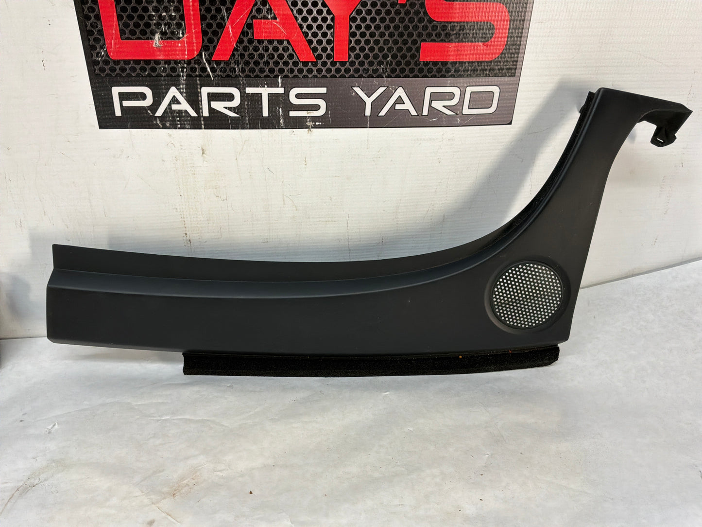 2008 Pontiac G8 GT RH & LH Dash Panels Center Cowl Defrost Trim Extensions OEM