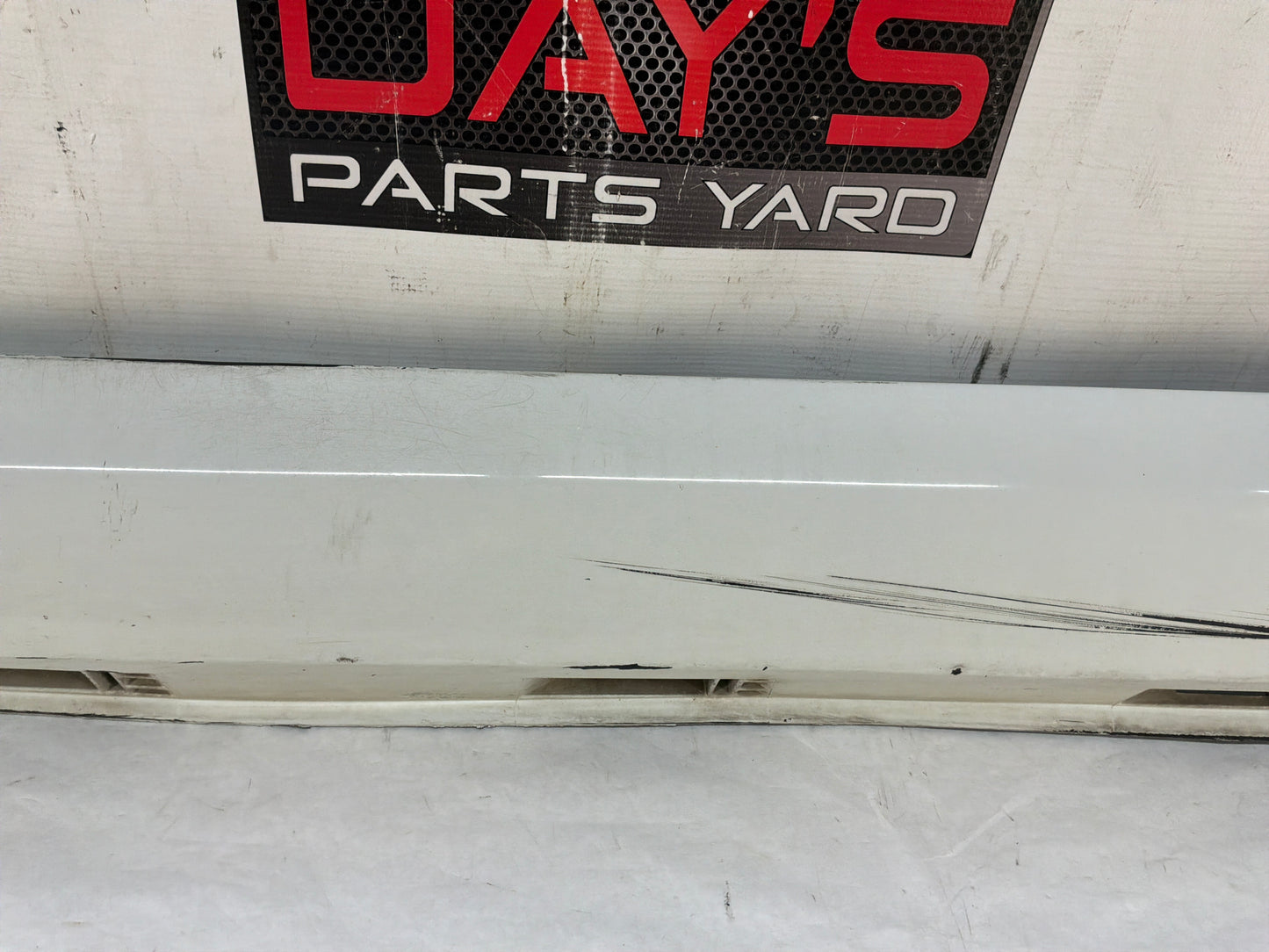 Lh rocker - Day's Parts Yard