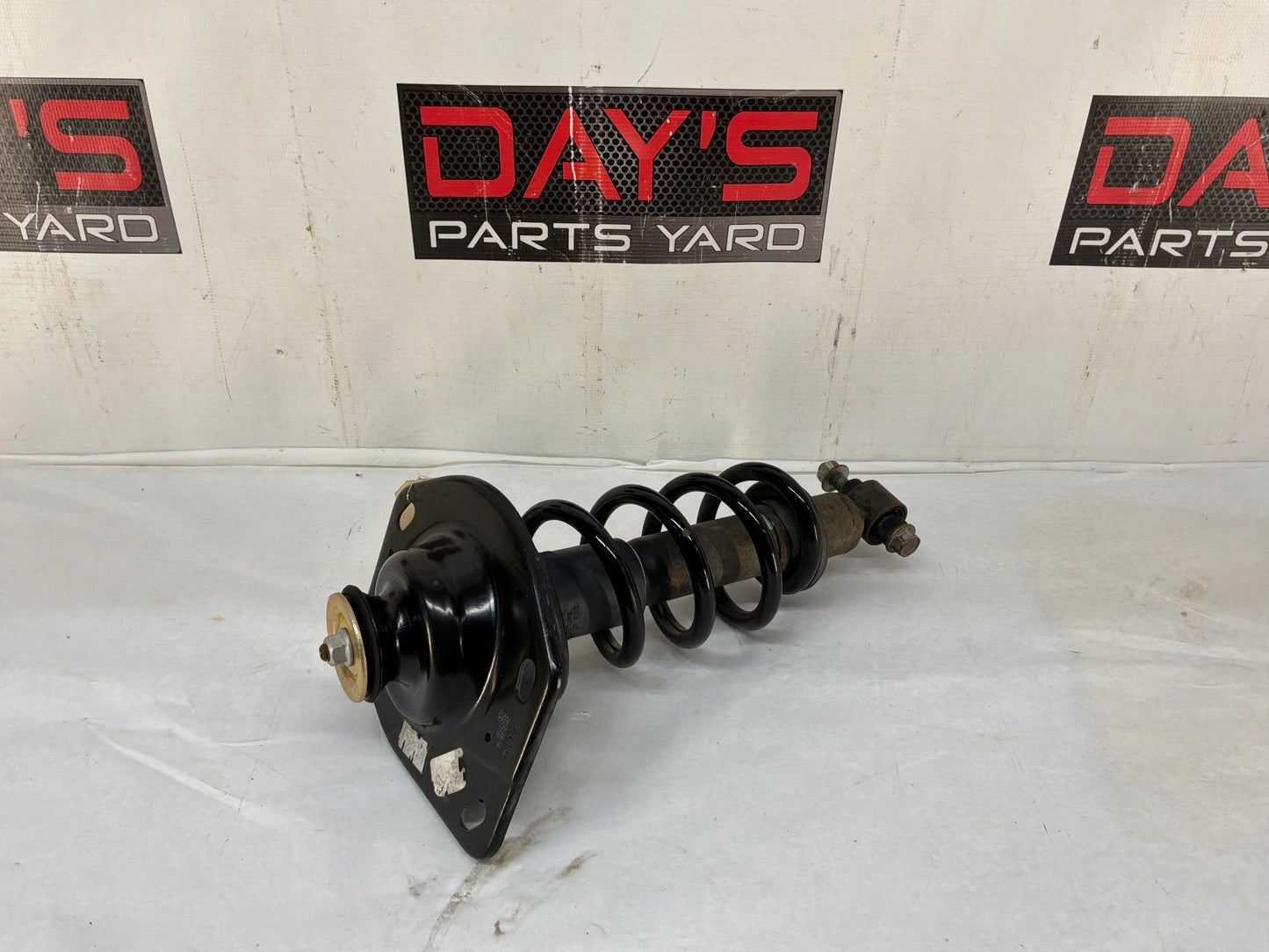 2013 Chevy Camaro LH Driver Rear Suspension Shock Strut Absorber Assembly OEM