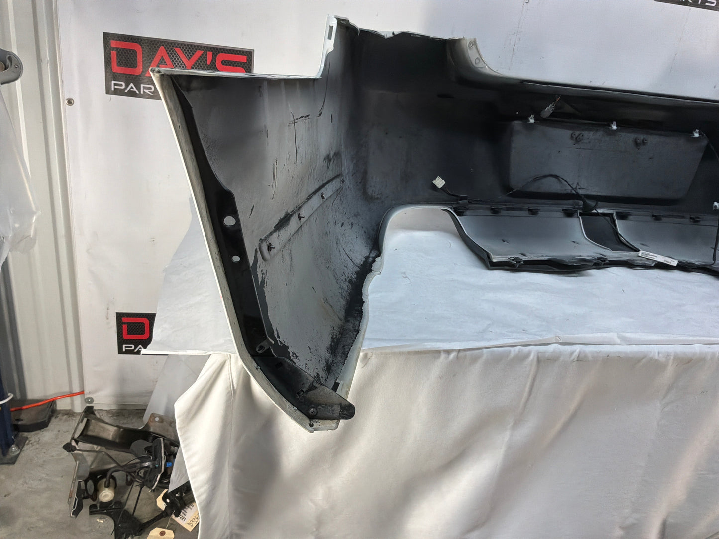 Rear bumper - Day's Parts Yard