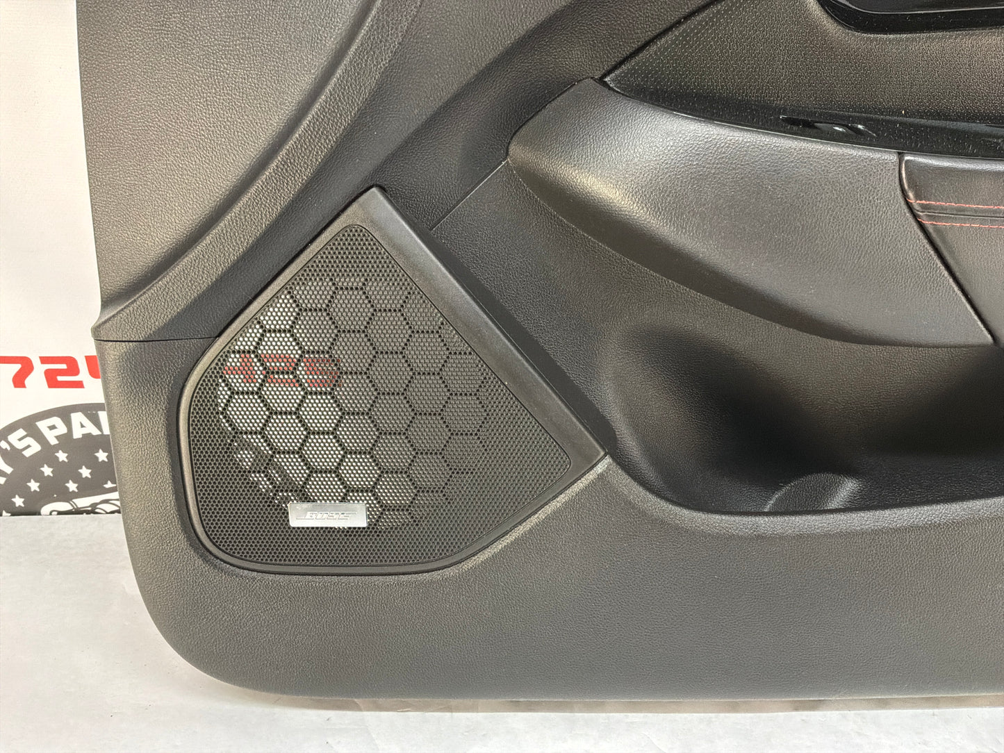 2017 Chevy SS Sedan RH Passenger Front Interior Door Panel Trim OEM
