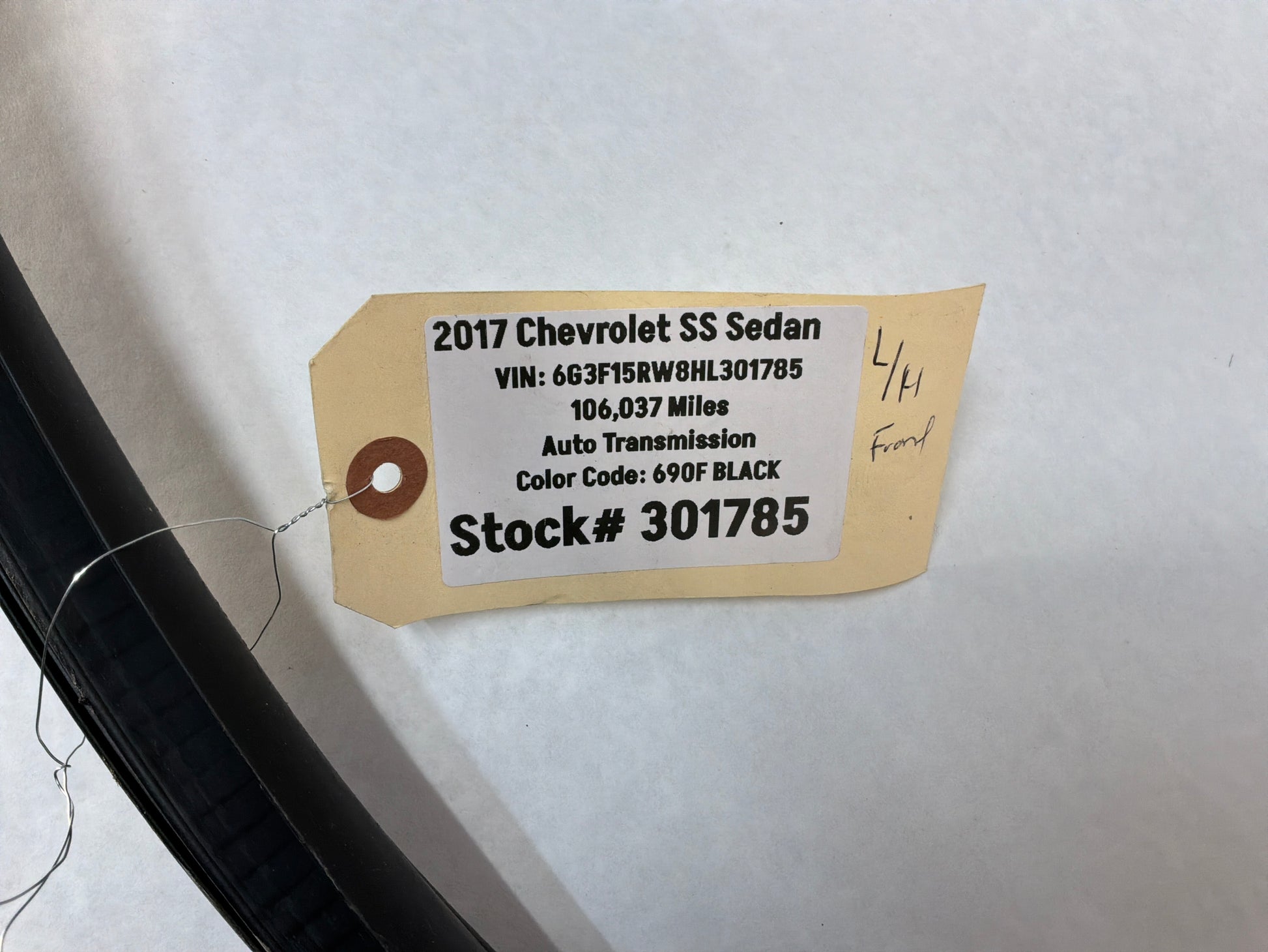 Lh door weather strip - Day's Parts Yard