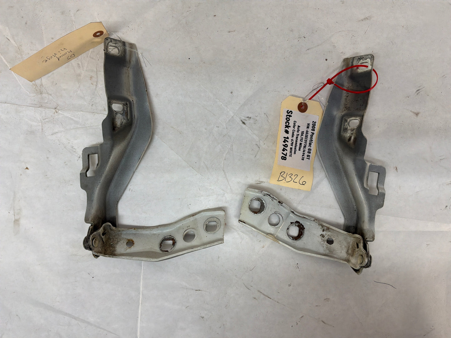 2008 Pontiac G8 GT RH & LH Hood Hinges OEM