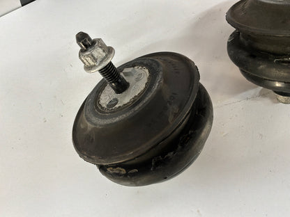 2002 Chevy C5 Corvette Convertible RH & LH Motor Mounts OEM