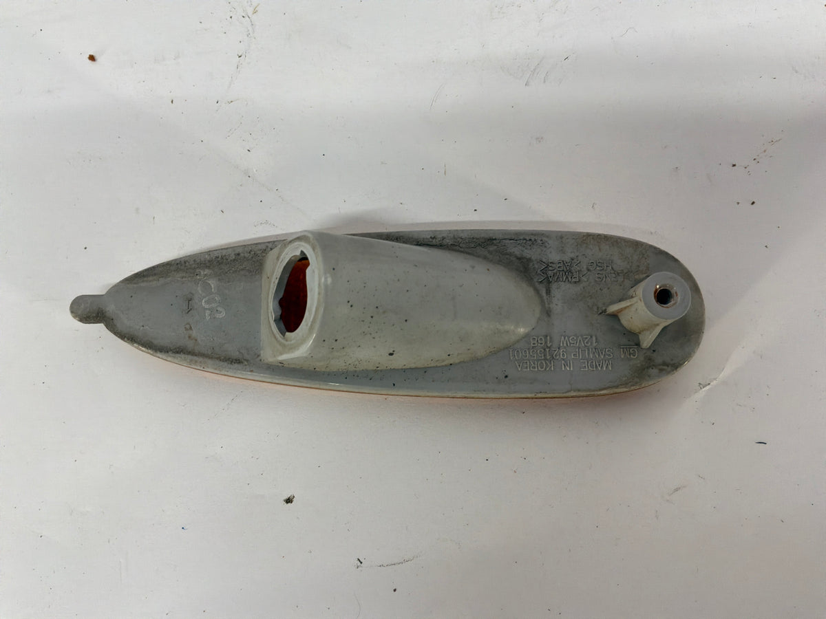 2006 Pontiac GTO Front Bumper Turn Signal Marker Light OEM