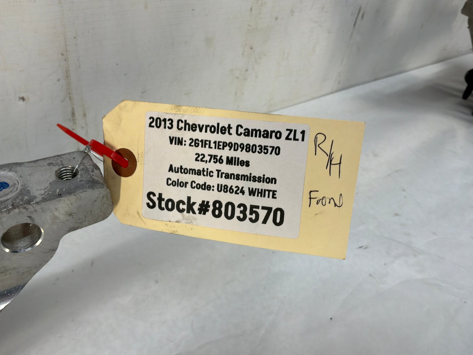 Rh front spindle - Day's Parts Yard