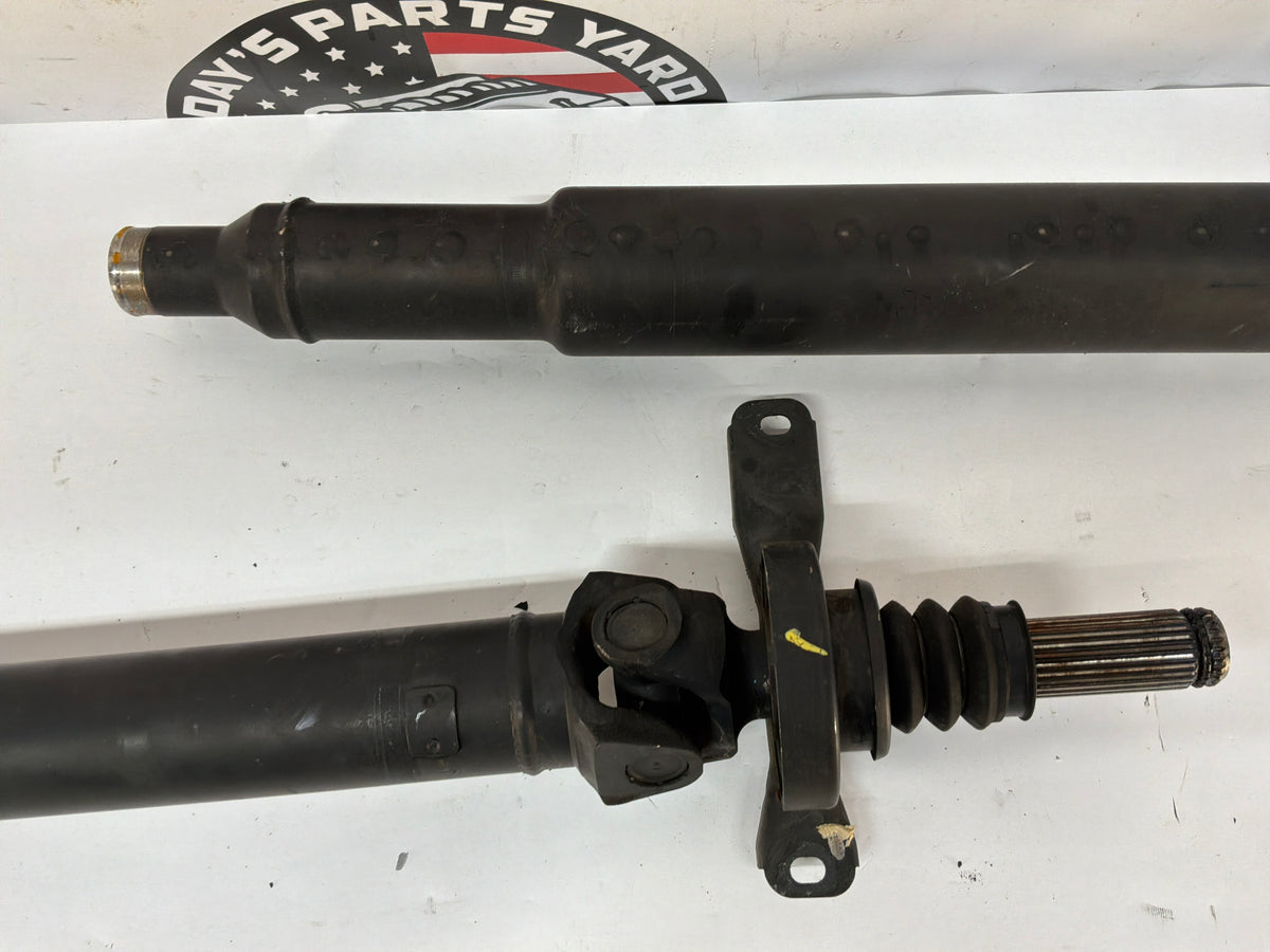 2014 Chevy SS Sedan Automatic Driveshaft Drive Shaft Propeller OEM - Day's Parts Yard
