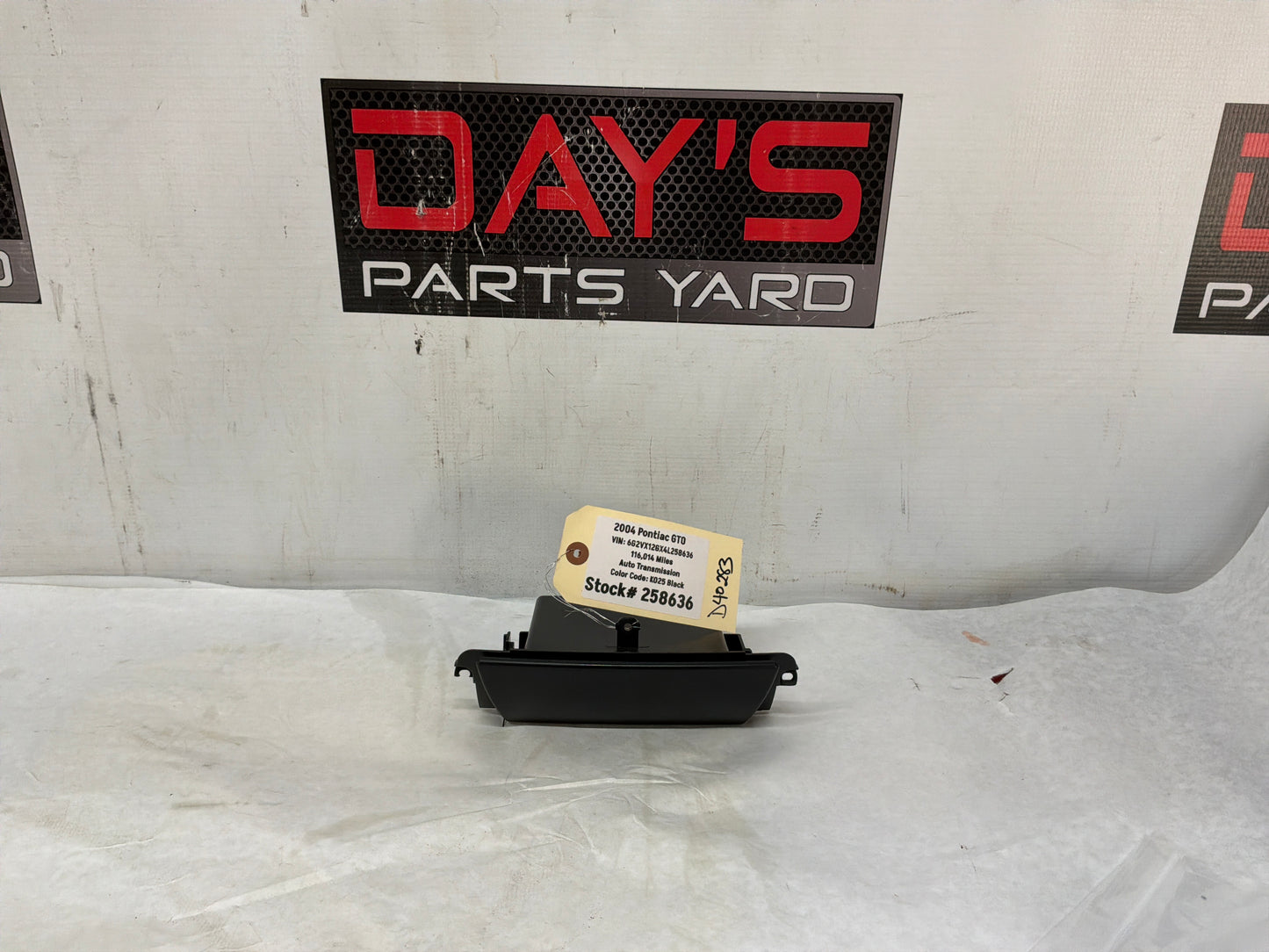 2004 Pontiac GTO Lower Radio Storage Cubby Compartment Tray Insert OEM