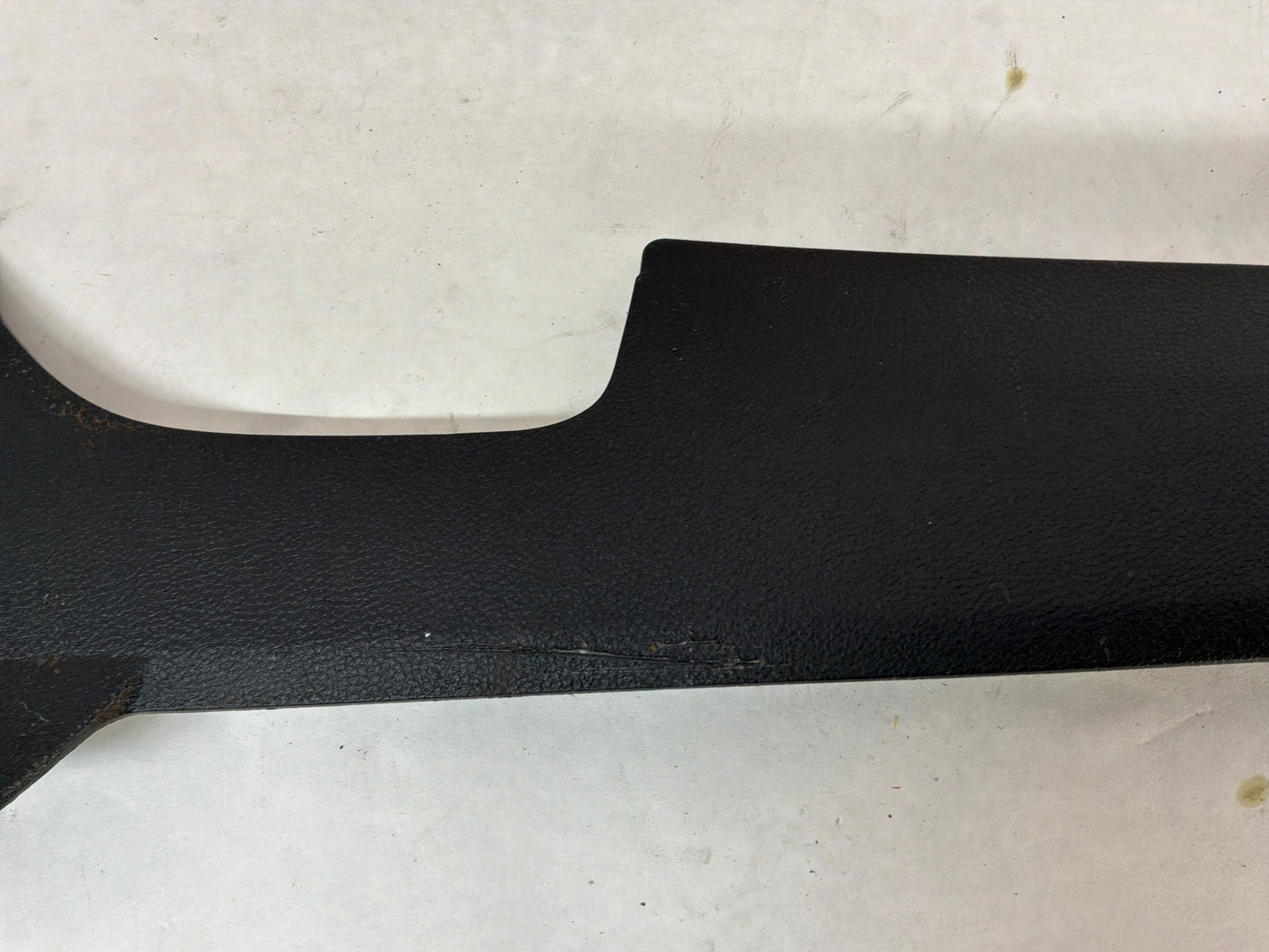 2008 Pontiac G8 Base RH & LH Center Console Side Trim Panels OEM
