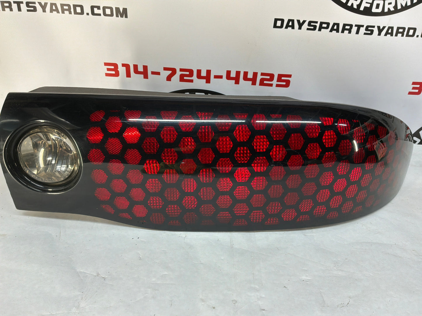 2002 Pontiac Trans Am WS6 RH Passenger Taillight Tail Light Honeycomb OEM
