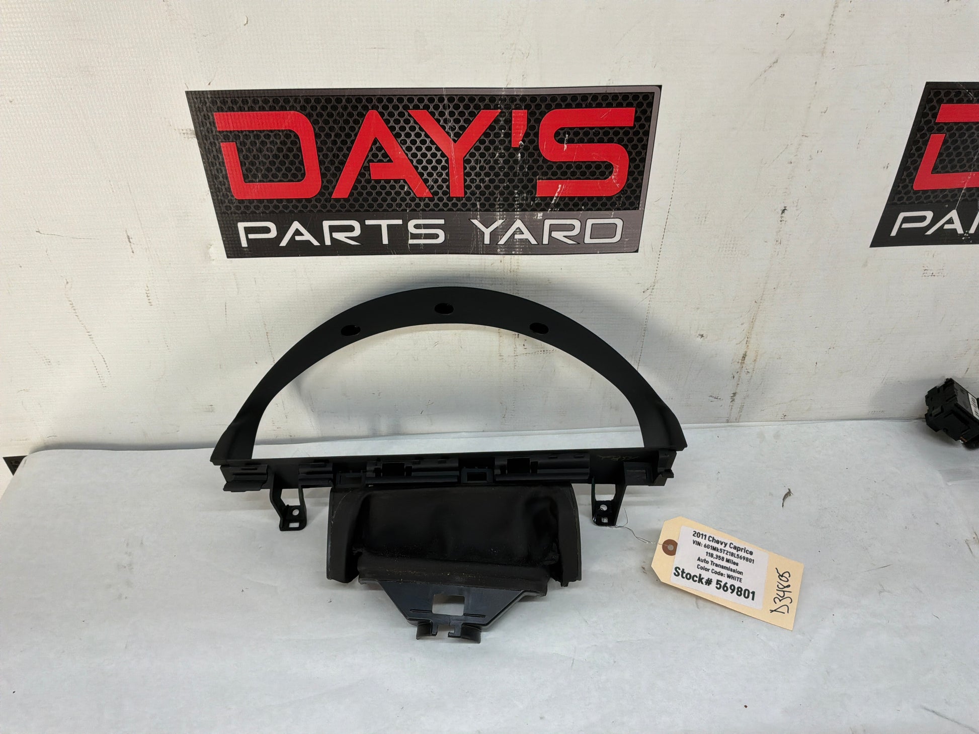 Bezel - Day's Parts Yard