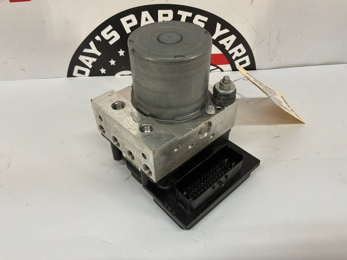 2013 Chevy Camaro ZL1 Anti Lock Brake Pump ABS Module OEM