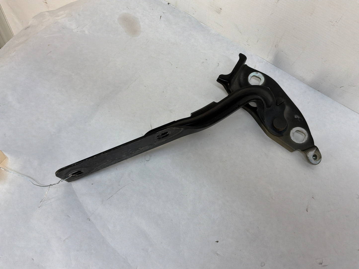 2017 Chevy SS Sedan RH & LH Hood Hinges Set OEM