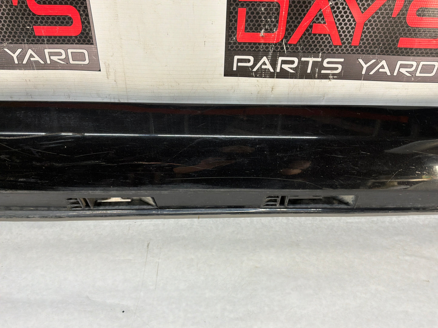 Rh rocker panel - Day's Parts Yard