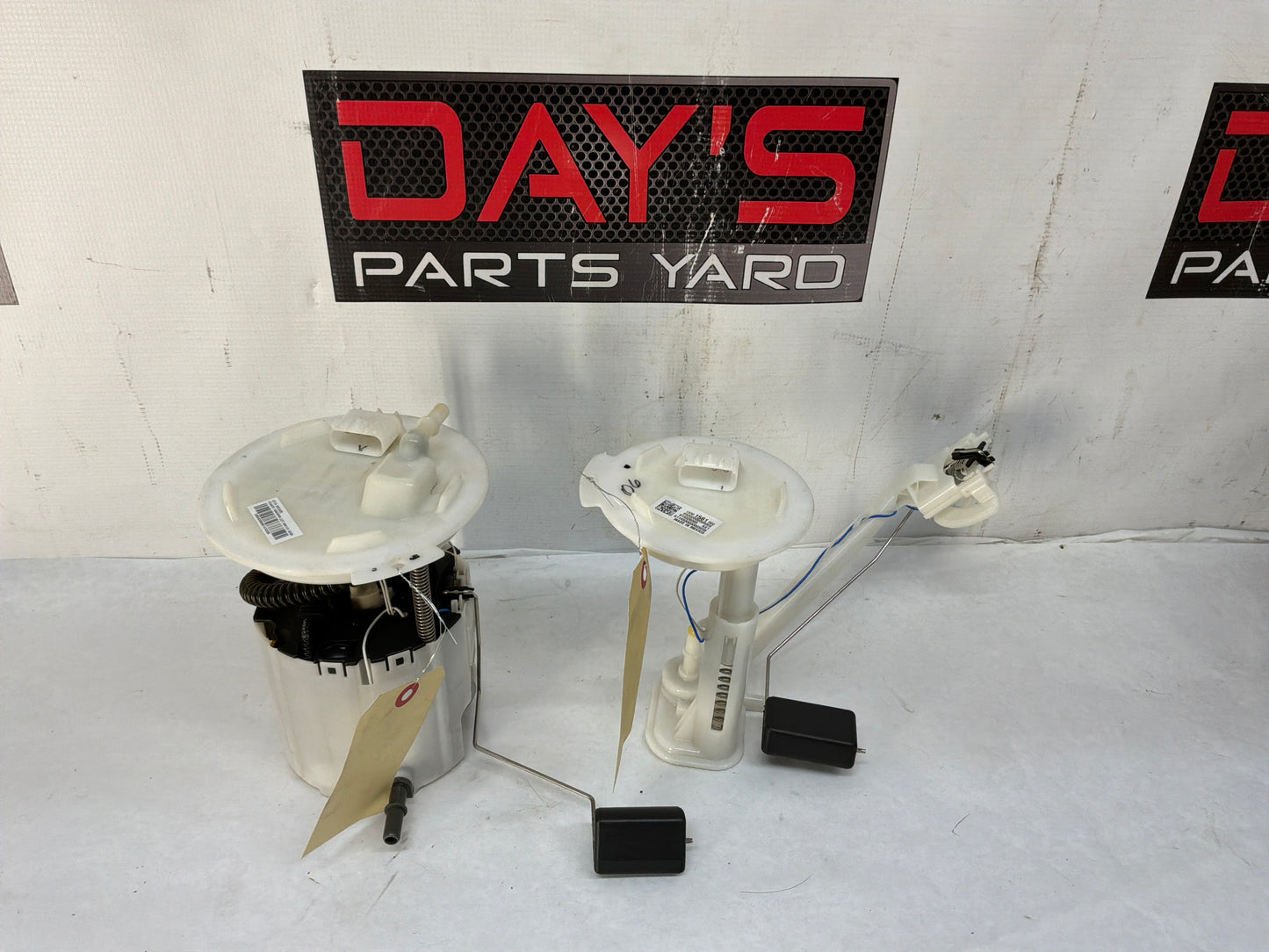 2015 Chevrolet Camaro SS 1LE Fuel Gas Pump Level Transfer Sending Unit Assembly OEM