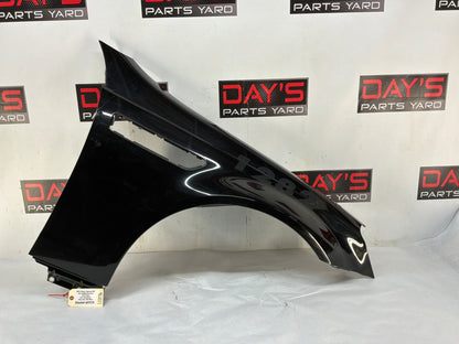 Rh fender - Day's Parts Yard