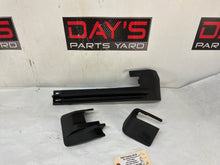 Front rh trim - Day's Parts Yard