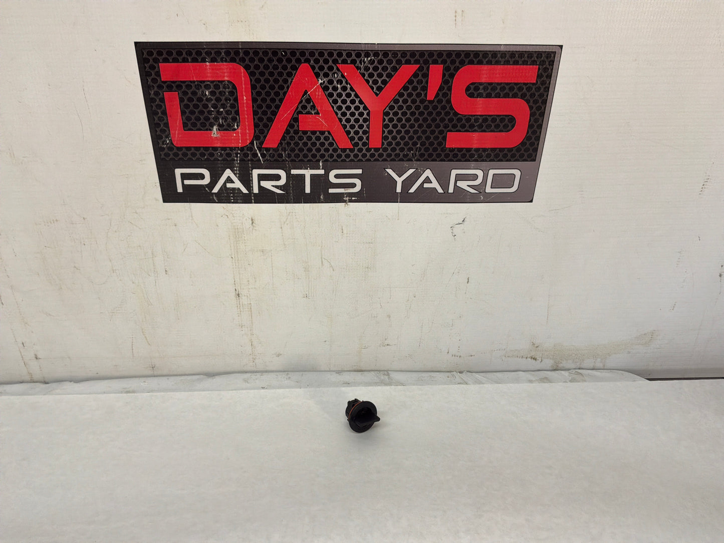 Socket - Day's Parts Yard