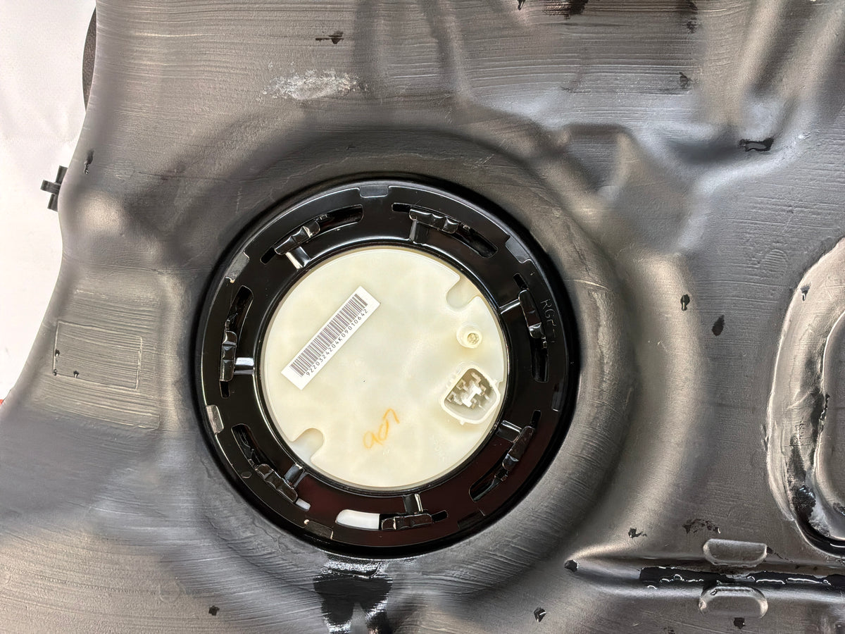 Fuel tank - Day's Parts Yard
