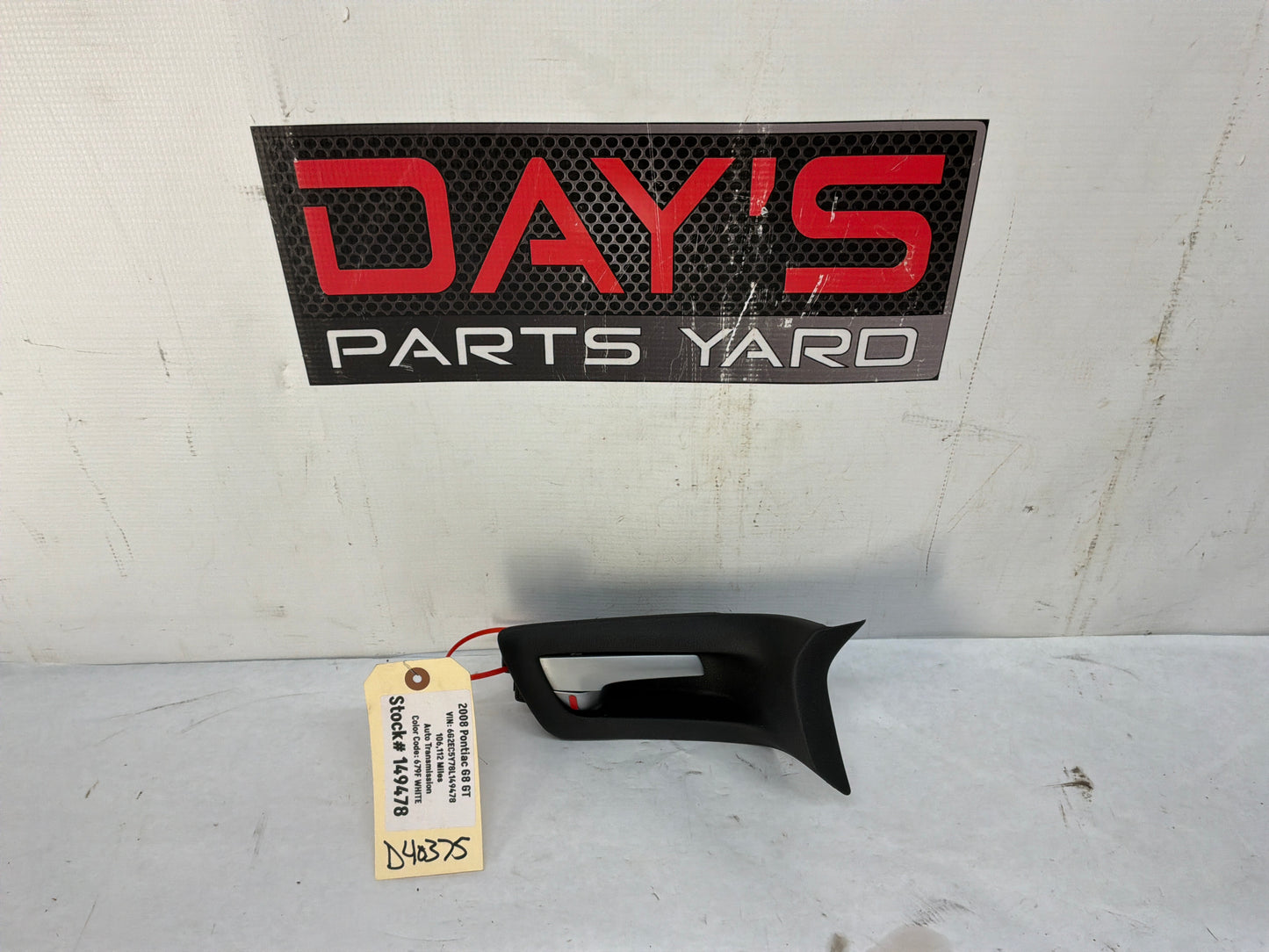 2008 Pontiac G8 GT RH Passenger Rear Interior Door Chrome OEM