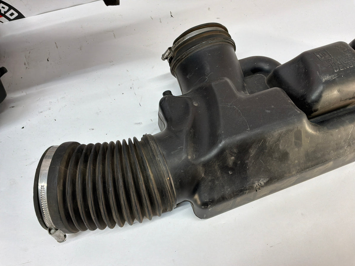 2014 Chevy SS Sedan Factory OEM Air Intake Box Assembly
