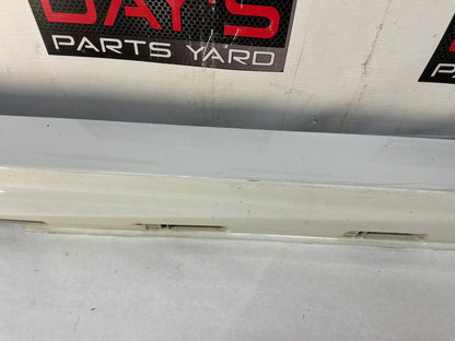 2008 Pontiac G8 GT RH Passenger Rocker Molding Side Skirt Panel Trim White OEM