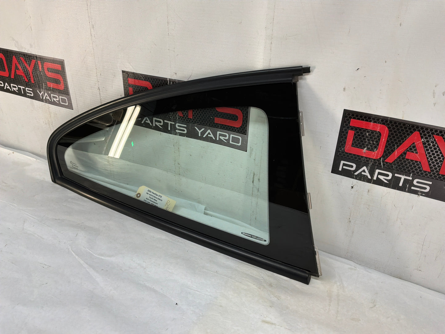 2005 Pontiac GTO RH Passenger Rear Quarter Window Glass OEM