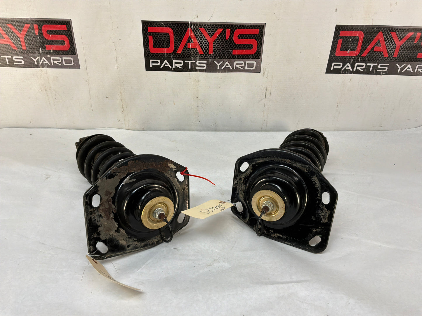 2014 Chevy Camaro ZL1 RH & LH Rear Magnetic Ride Struts Shocks Assemblies OEM