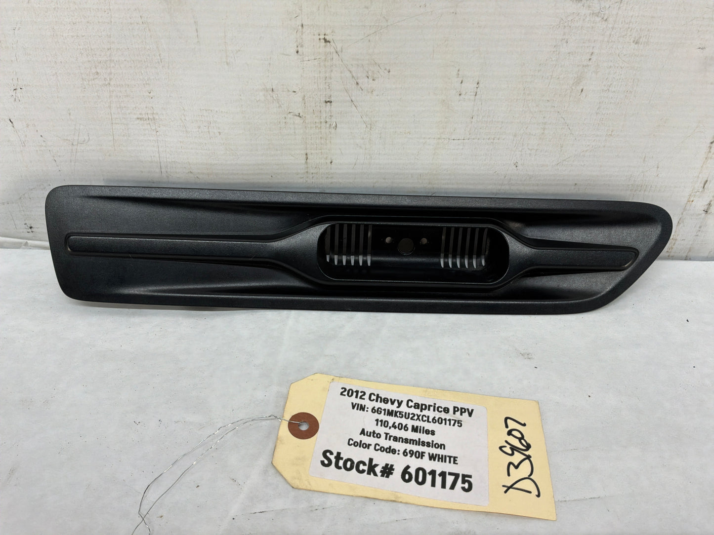 Rh fender marker - Day's Parts Yard