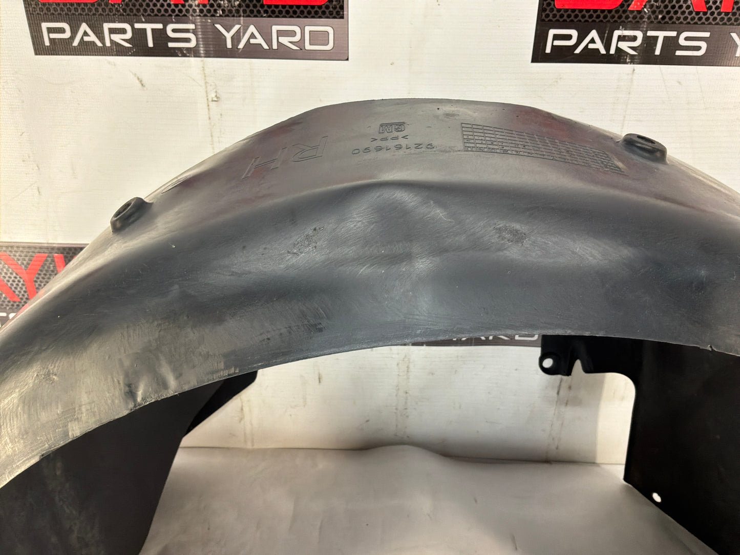 2008 Pontiac G8 GT RH Passenger Front Fender Wheel Well Liner House OEM