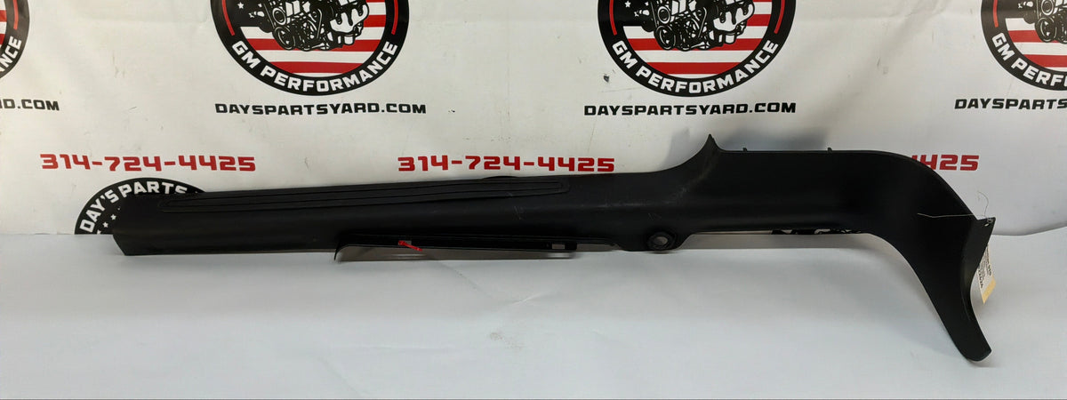 2006 Pontiac GTO RH Passenger Interior Sill Carpet Retainer Trim Cover Panel OEM
