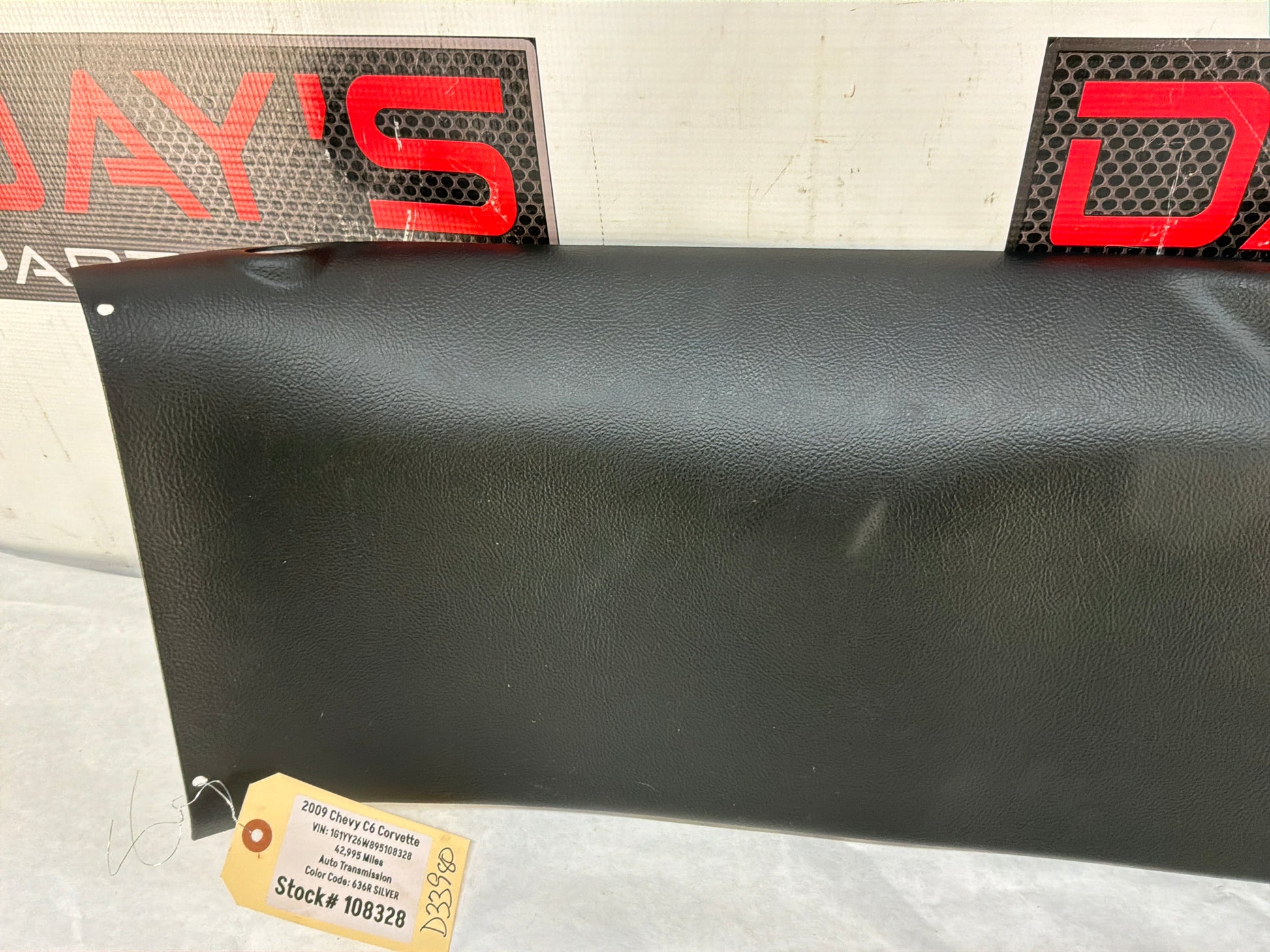 Trunk panel - Day's Parts Yard