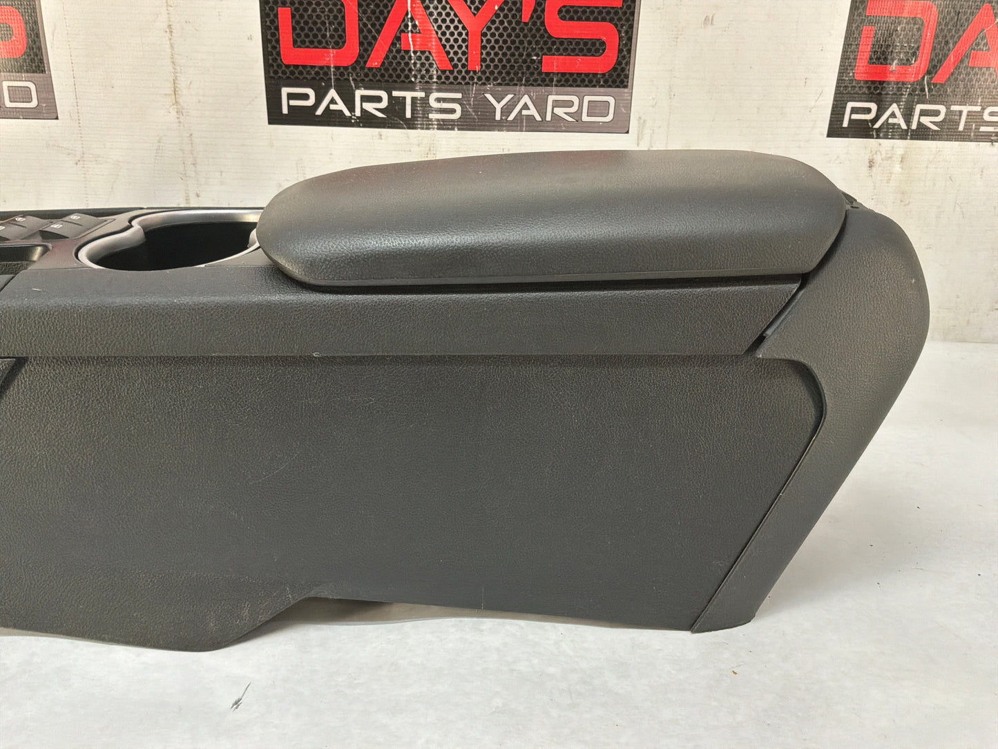 2008 Pontiac G8 GT Complete Center Console w/ Shifter Assembly OEM