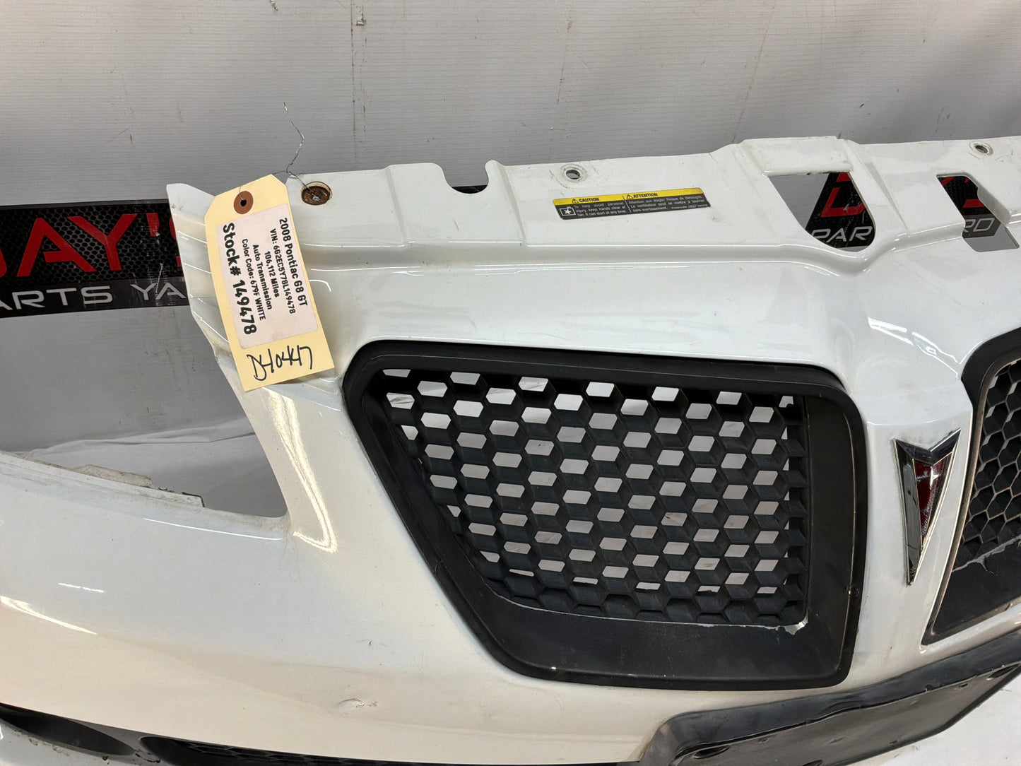 2008 Pontiac G8 GT Front Bumper Cover Fascia Assembly Grilles OEM
