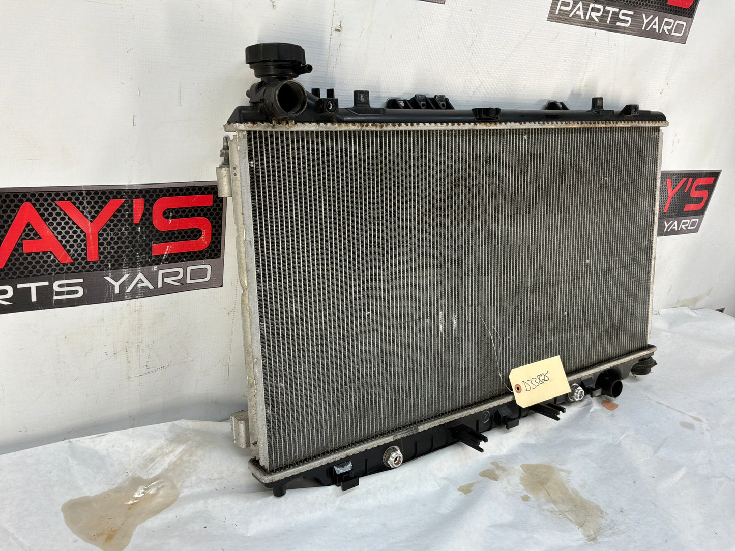 Radiator and cond - Day's Parts Yard