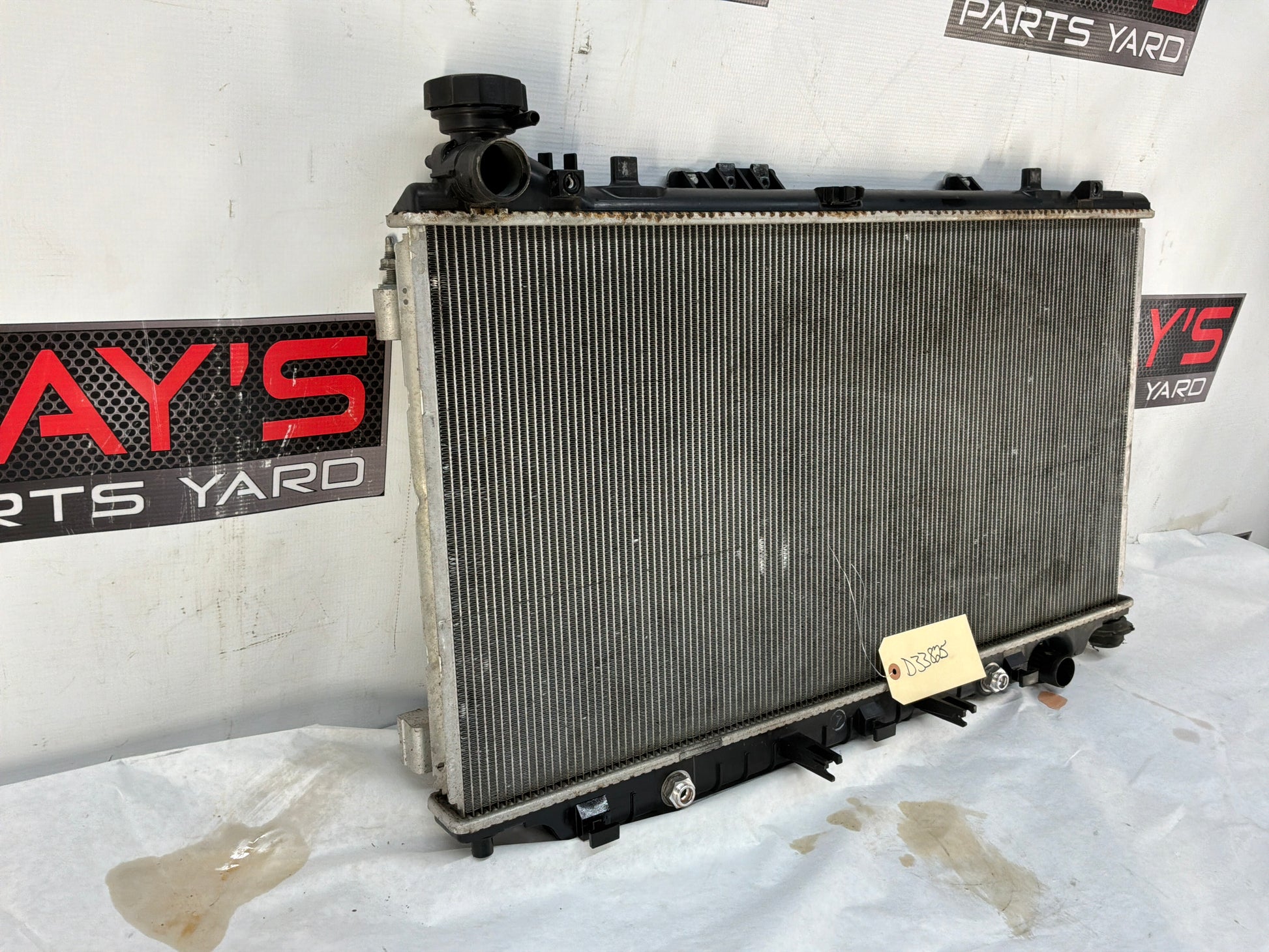 Radiator and cond - Day's Parts Yard