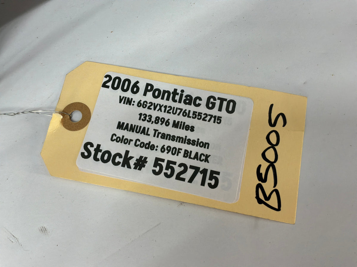 2006 Pontiac GTO RH Passenger Interior Sill Carpet Retainer Trim Cover Panel OEM