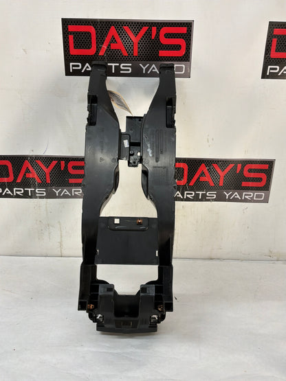 Center console - Day's Parts Yard