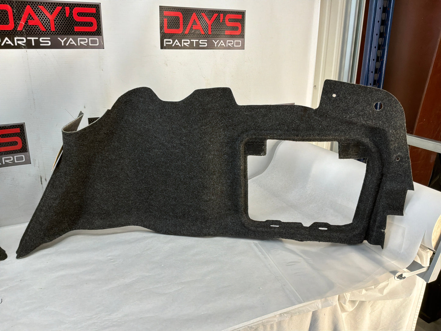 Trunk side felt - Day's Parts Yard