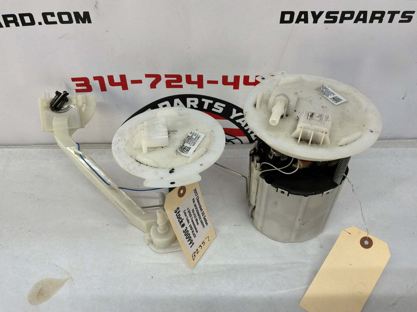 2017 Chevy SS Sedan Fuel Pump & Lever Sending Unit Assembly OEM
